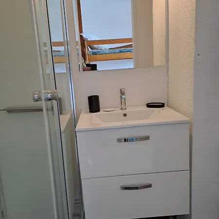 Renove Avec Piscine Et Acces Direct Апартаменты *
