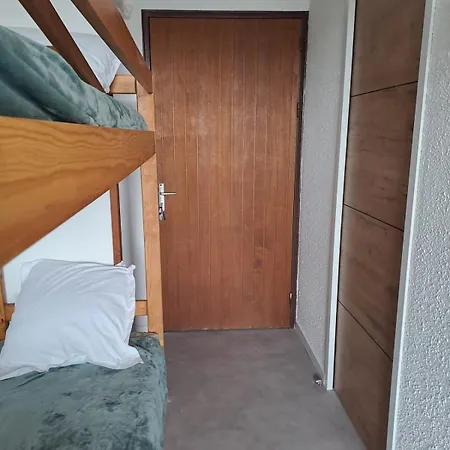 Апартаменты Renove Avec Piscine Et Acces Direct Груиссан
